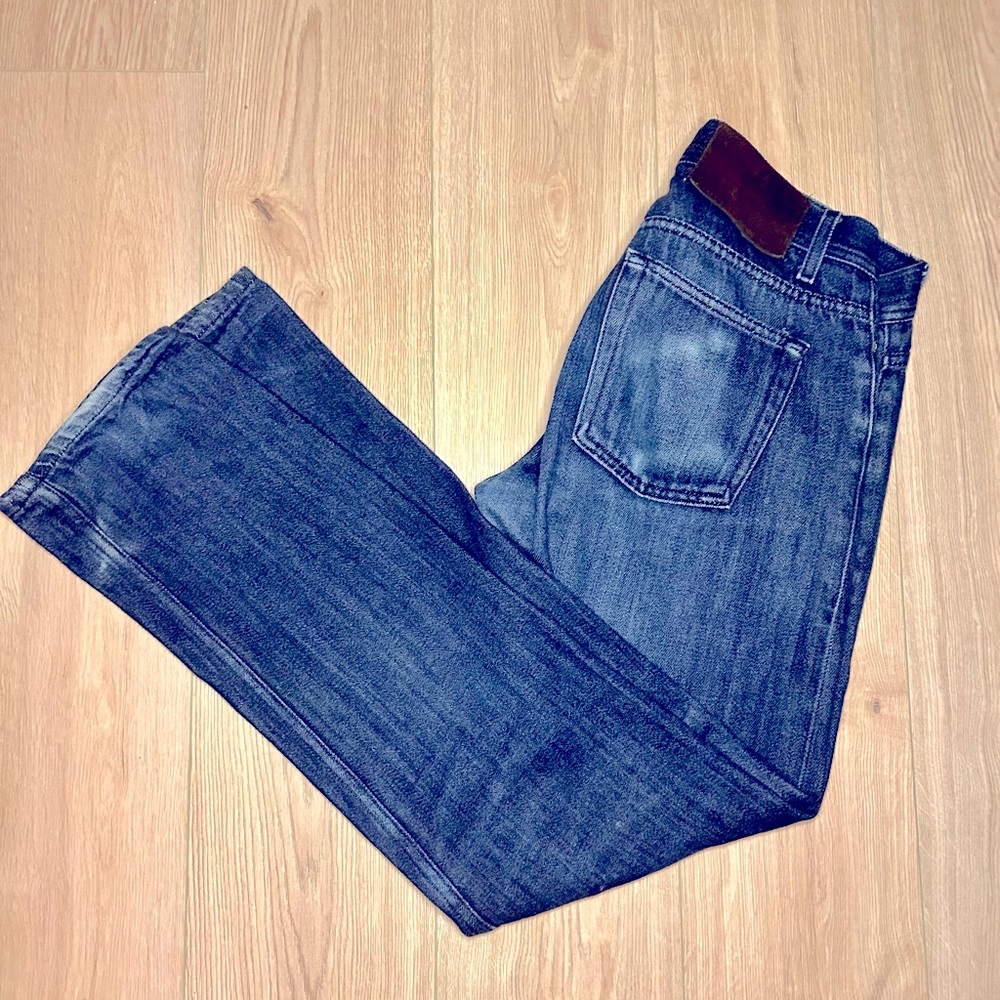 Naked & Famous Denim- Straight leg- Size 31
